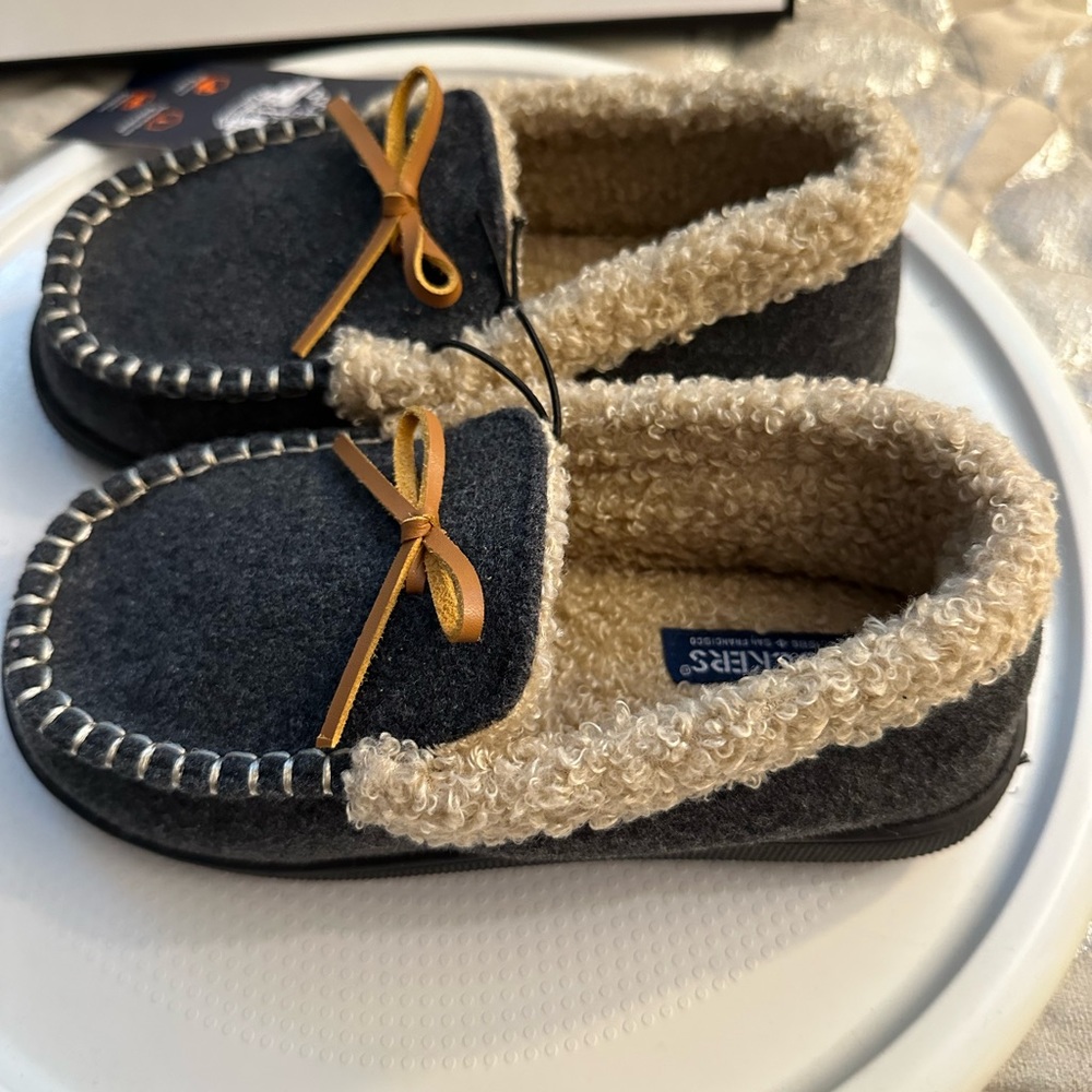 🆕Kid Dockers Slippers - Picture 3 of 14